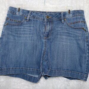 Sonoma ladies shorts size 6 modern fit
